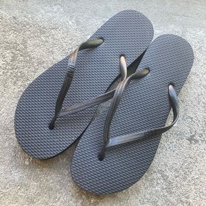 GAP Platform Flip Flops